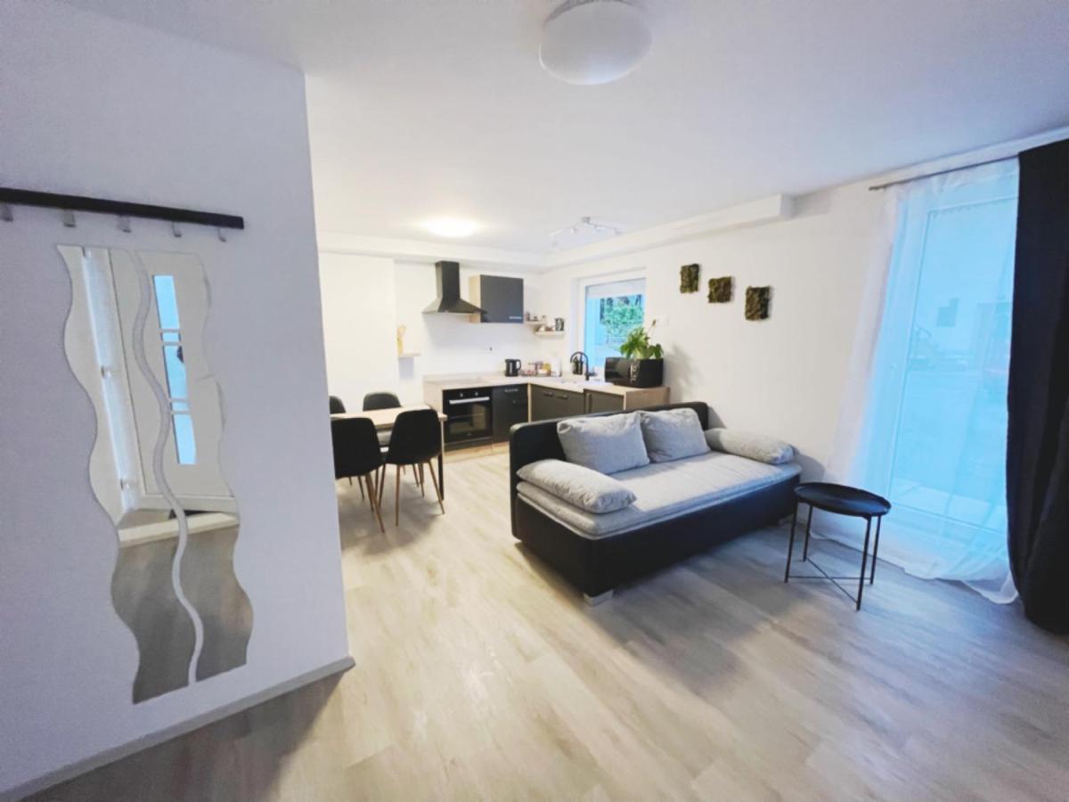 Apartma Toni Apartment